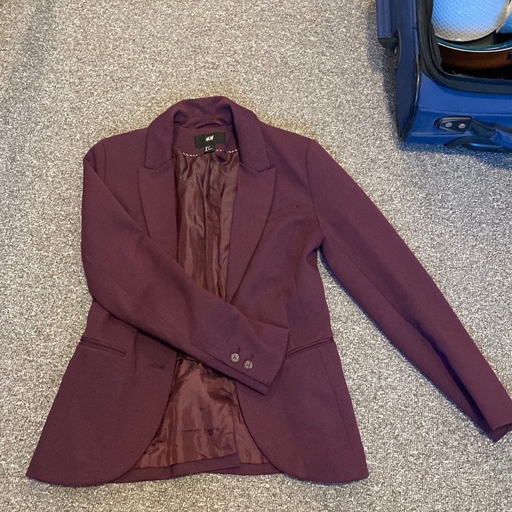 Maroon H&M blazer